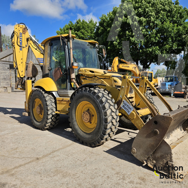 Komatsu WB93S-5E0