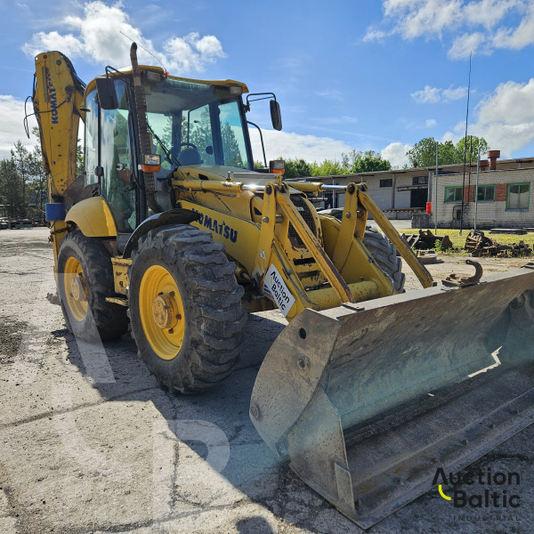 Komatsu WB93S-5