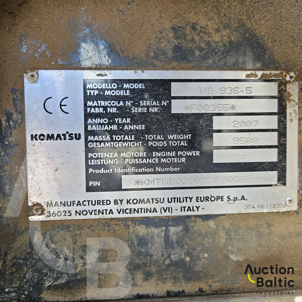 Komatsu WB93S-5