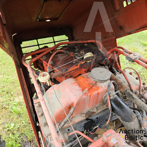 Belarus 	MTZ 82