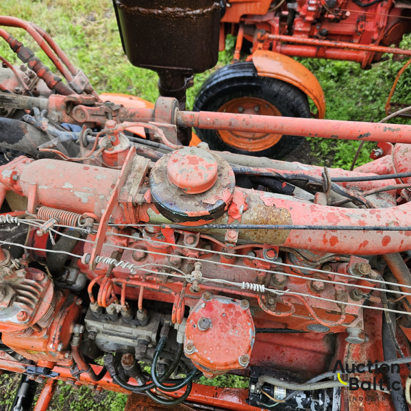 Belarus 	MTZ 82