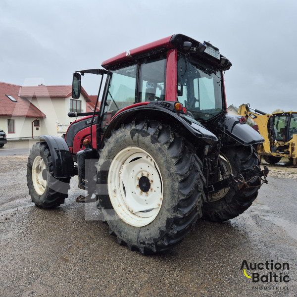 Valtra N141H + Pomot T 546/2.