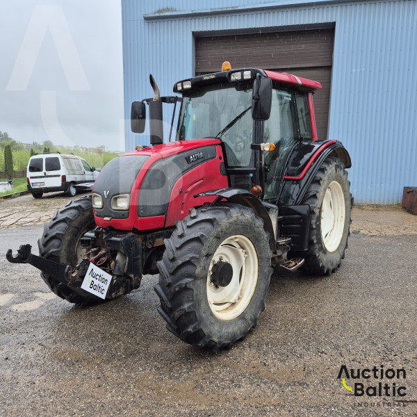 Valtra N141H + Pomot T 546/2.