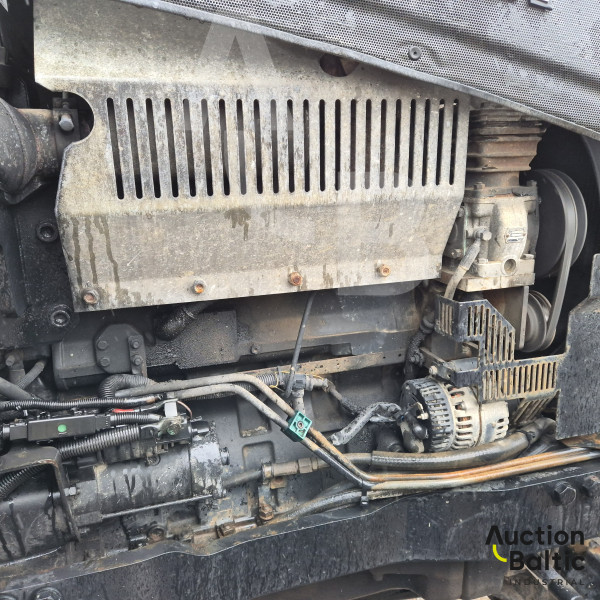 Valtra N141H + Pomot T 546/2.