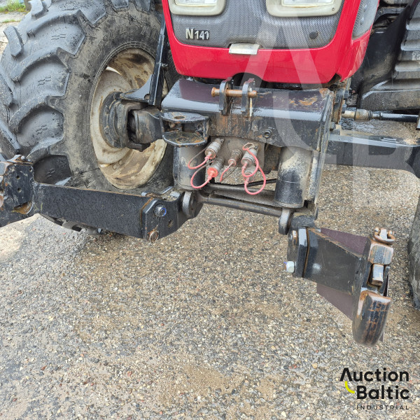 Valtra N141H + Pomot T 546/2.