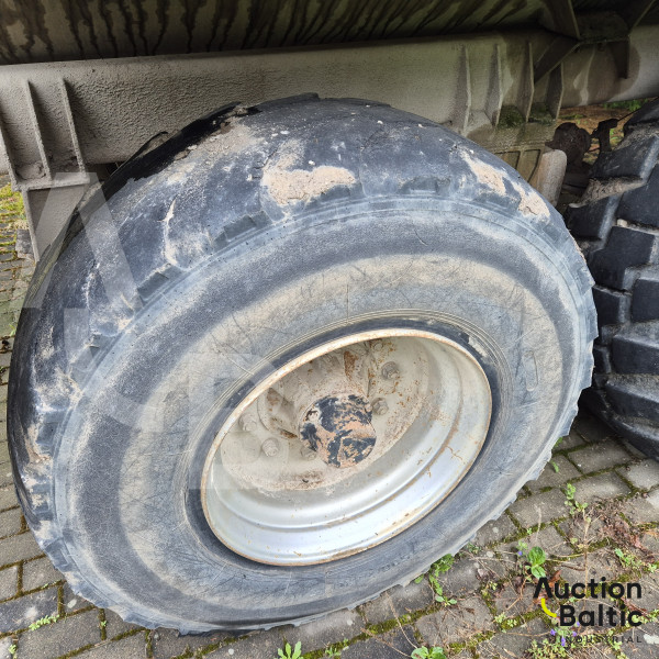 Valtra N141H + Pomot T 546/2.