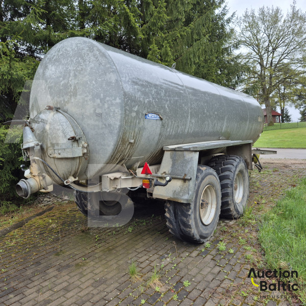 Valtra N141H + Pomot T 546/2.