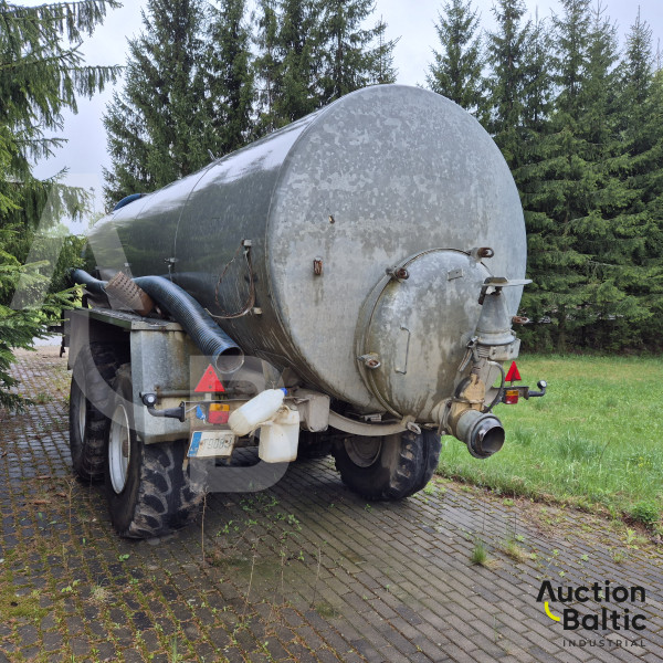 Valtra N141H + Pomot T 546/2.