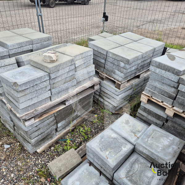 Concrete sidewalk tiles