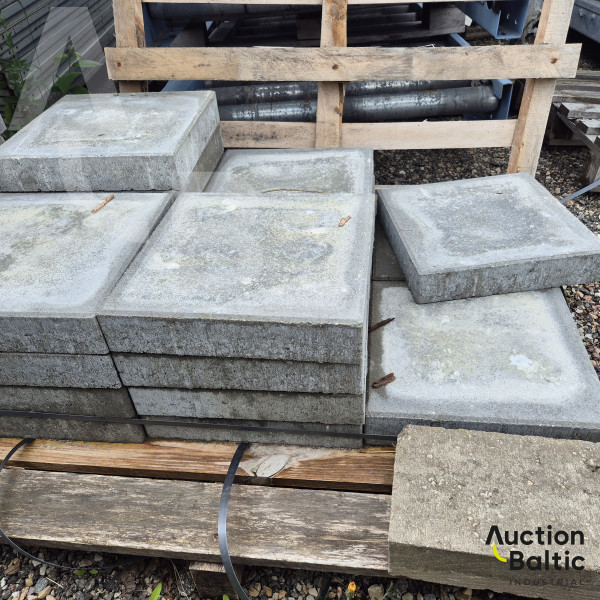 Concrete sidewalk tiles