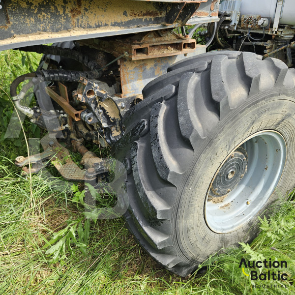 ChTZ T-150K + Krone SDP 27 + Epsilon