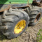 John Deere 810 D