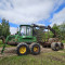 John Deere 810 D