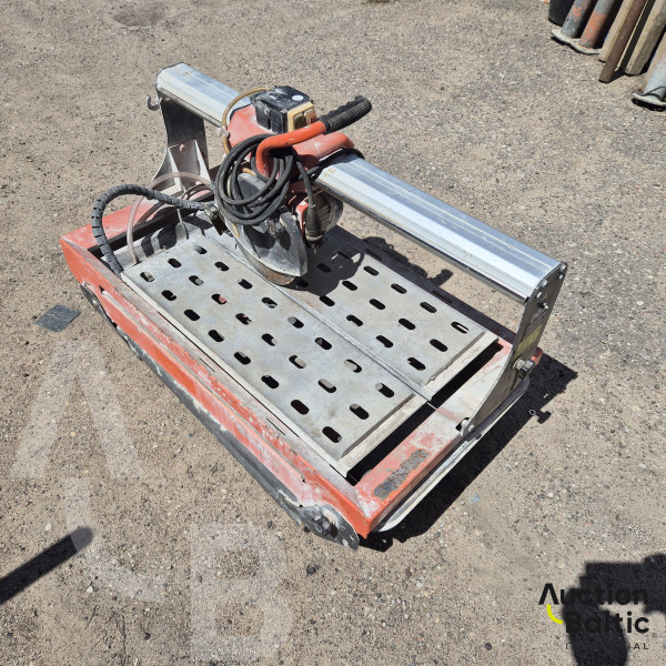 Husqvarna TS 73R-02