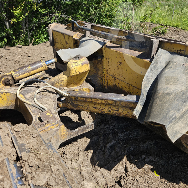 Komatsu D41P-6