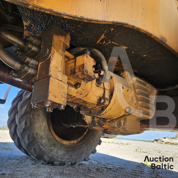 CASE WX 165