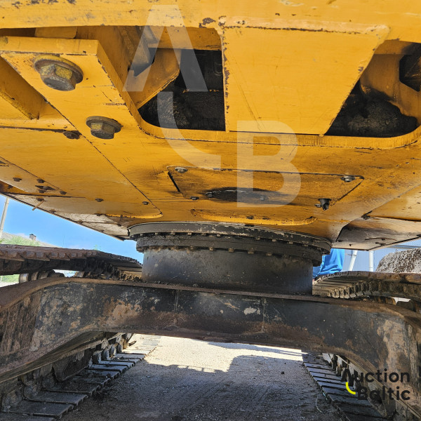 JCB JS 160 LC