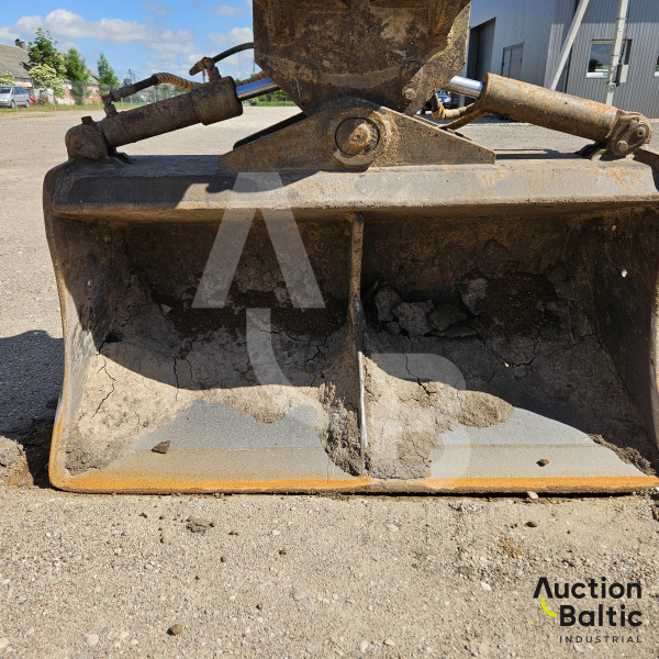 JCB JS 160 LC