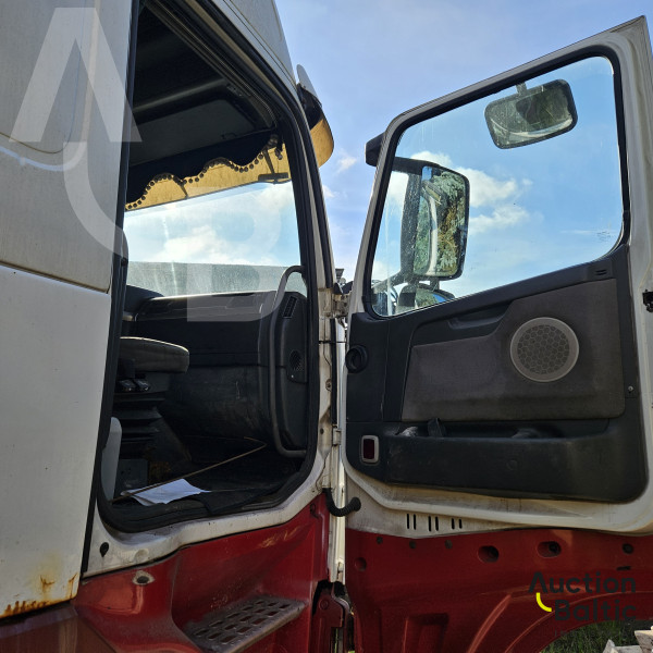 Volvo FH12