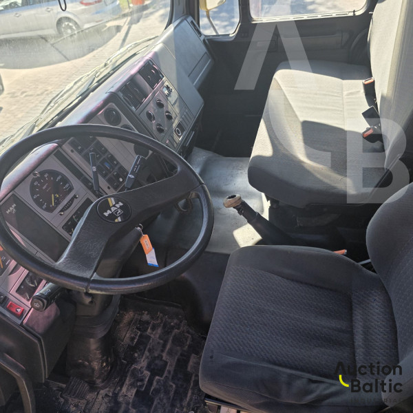 MAN F2000 35.463 T46