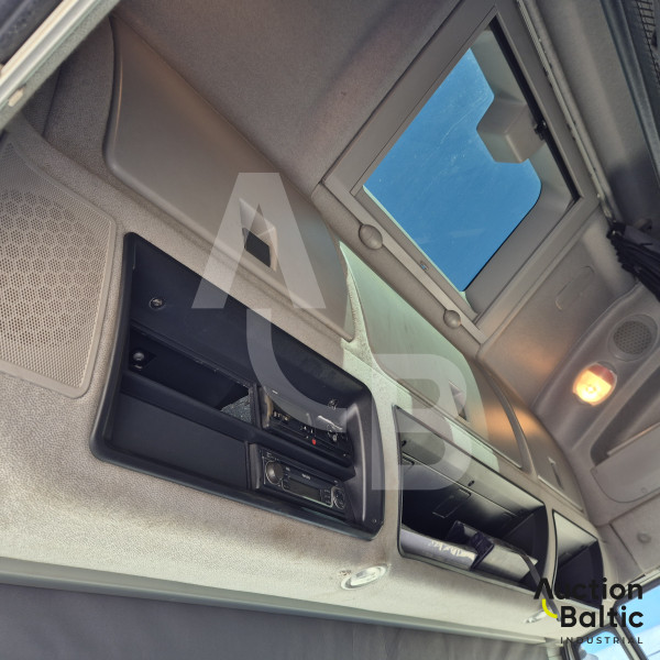 Iveco AS440S45T/P