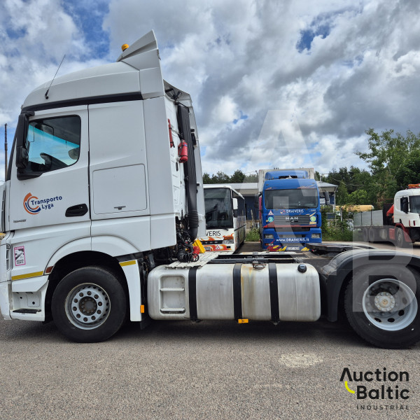 Mercedes-Benz Actros 1845 LS