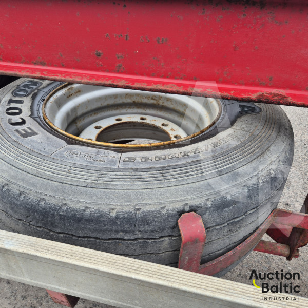 Brandt drawbar trailer